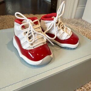 Nike Jordan  Retro 11 Varsity Red & White Cherry Reds | Infant 2C